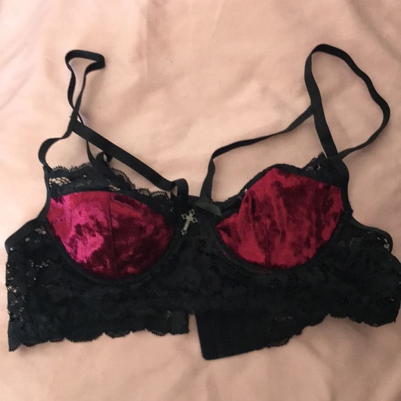 Kill star lingerie set. - Picture 6 of 9